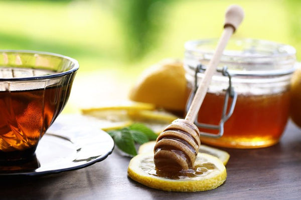 11 Reasons to Drink a Glass of Lemon and Honey Water Every Day
