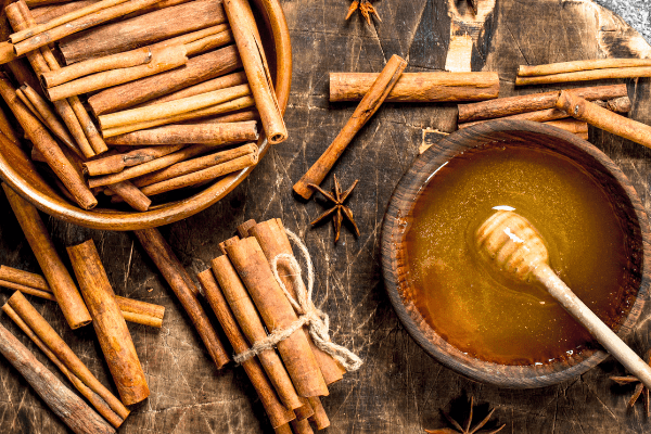Cinnamon Honey: Health Benefits & Delicious Recipes from Huckle Bee Farms - Huckle Bee Farms LLC