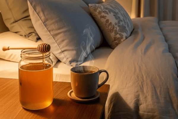 Discover Natural Sleep Aid: Raw Honey Before Bed - Huckle Bee Farms LLC