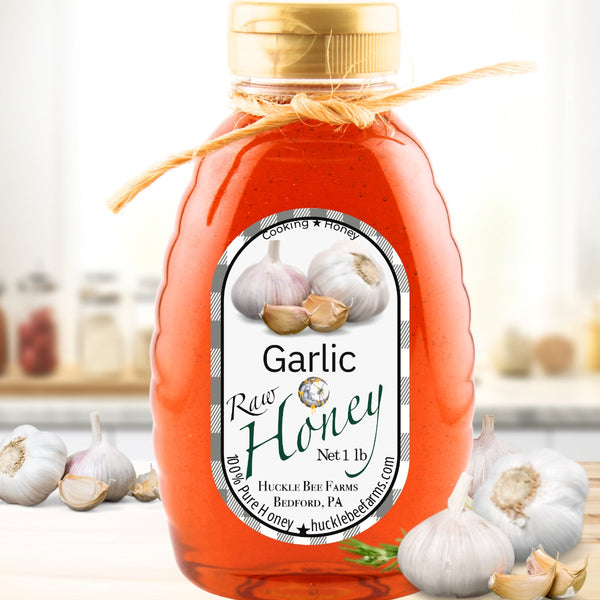 1 Lb Garlic Infused Honey - Gift Set - Huckle Bee Farms LLC