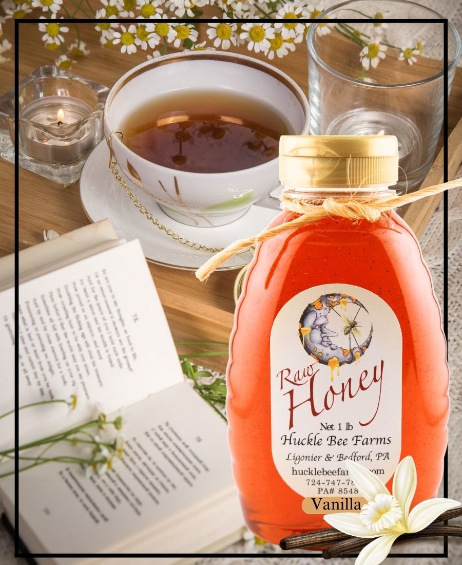 1 Lb Vanilla Infused Honey - Gift Set - Huckle Bee Farms LLC