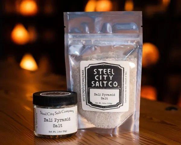Bali Pyramid Salt