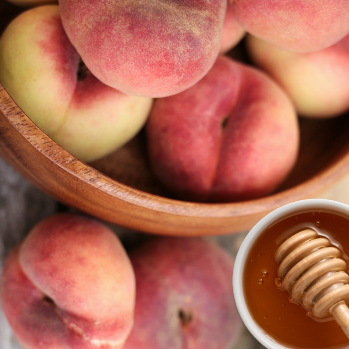 Peach Honey Bliss: Sweet & Fruity Pure Honey Experience - Huckle Bee Farms LLC