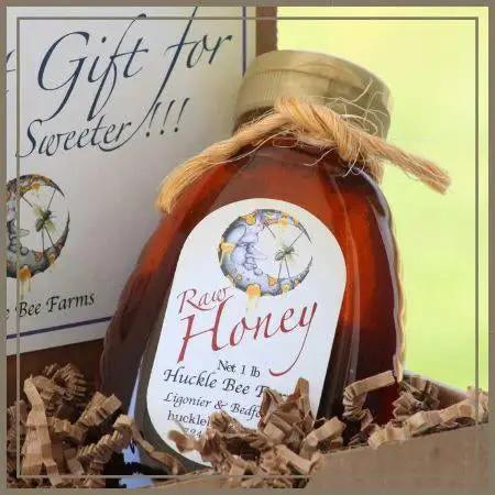 Small Gift Box - 1 Bottle - Huckle Bee Farms LLC