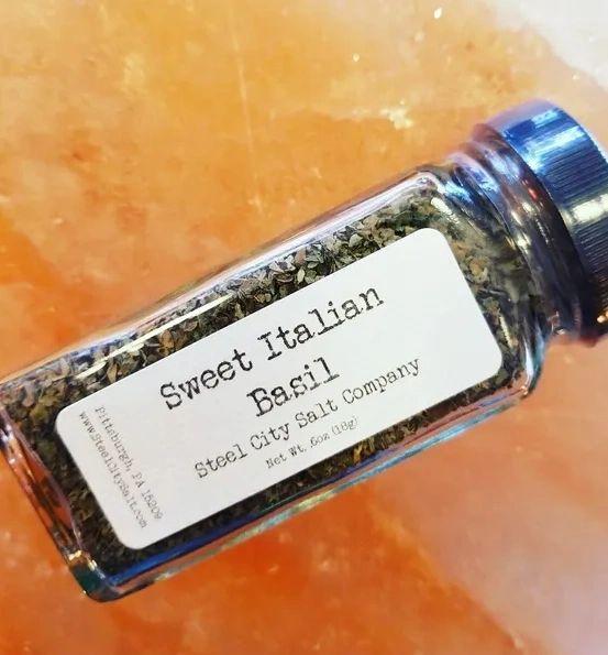 Sweet Italian Basil - Huckle Bee Farms LLC